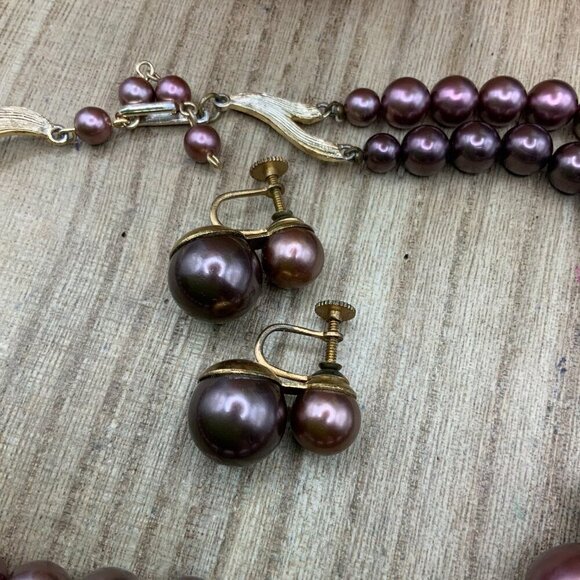 Japan Vintage Ombre Faux Pearl Beaded Gold Tone Necklace Earrings Set - Picture 5 of 6